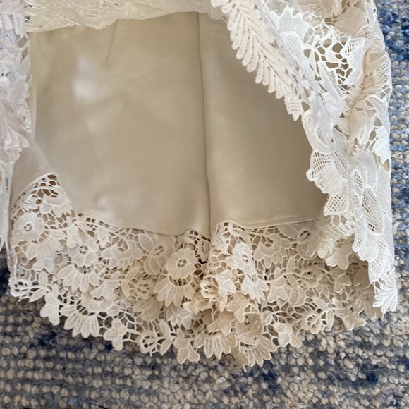 Heartloom Lace Skort - Picture 2 of 5